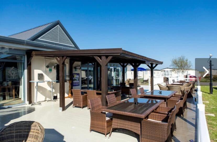 74 Bayside Cove Pevensey Bay Holiday Park Exteriör bild